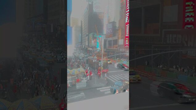 Audio Reactive Motion Extraction from Times Square! #art #touchdesigner #generativeart