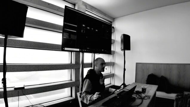 Taller de TouchDesigner (con Urok) – Fanzine Fest 2024