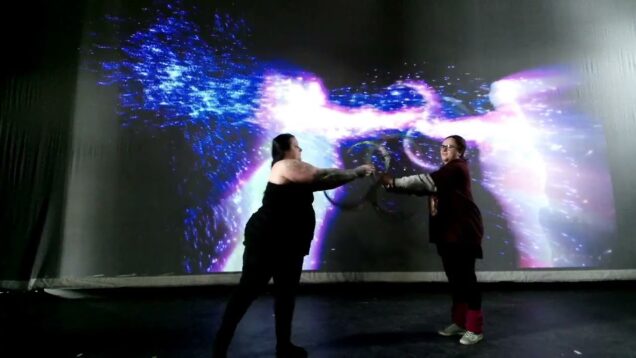 Teaser : Luminiscent Swarm – TouchDesigner & Kinect