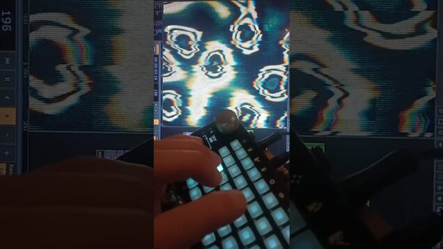 Guess my tuning! Giant steps on Zoia controlling visuals #zoia #giantsteps #touchdesigner