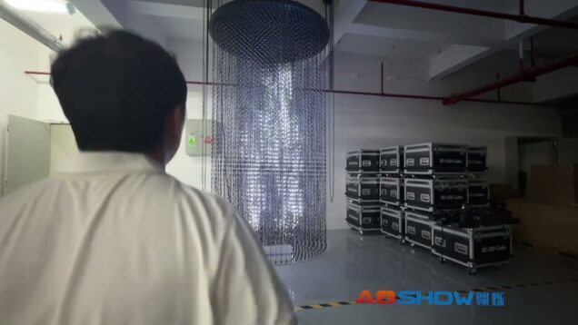 Immersive Interactive Round 3D Volumetric LED Dispaly control by Touchdesigner and Azure Kinect DK