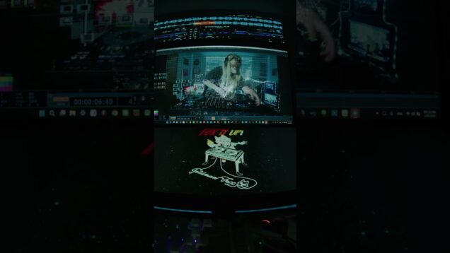 My Favorite Cheese is…. DDJ-GRV6 Performance #grv6 #touchdesigner #goldmanfox