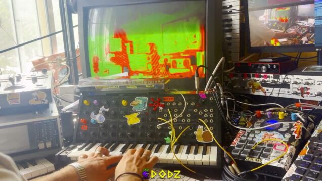 Jam 323 – Sp404 Mk2 / Ms20 / Touchdesigner •