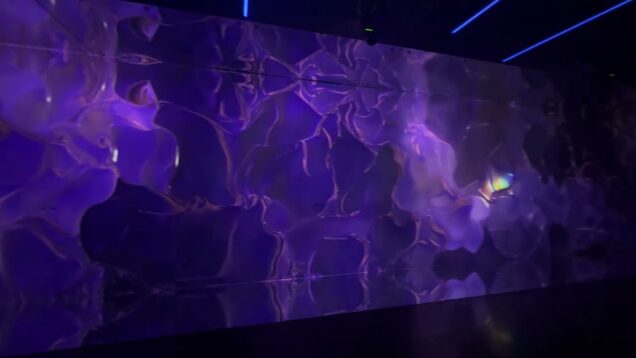 Touchdesigner Realtime Metalic Flow