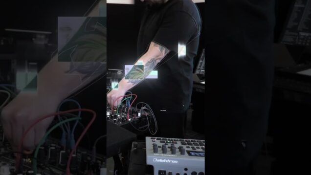 drifting through the electric fog #experimentalmusic #touchdesigner #sounddesign #visuals