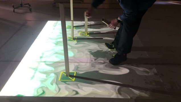 Touchdesigner | Interactive Fluid Simulation | Monochrome | Hokuyo Sensor