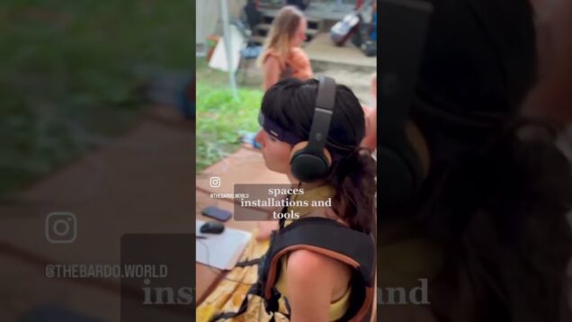 EEG Brainwave Art Installation “Sense” #eeg #brainwaves #touchdesigner #interactiveart