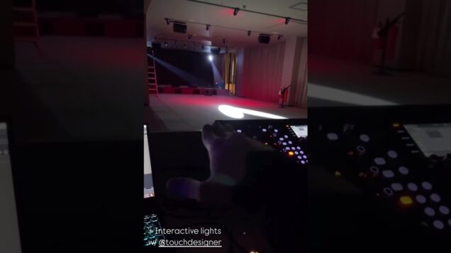 Hand controlled stage lights and beams. #Touchdesigner #beam #light #interactive #dmx #leapmotion #