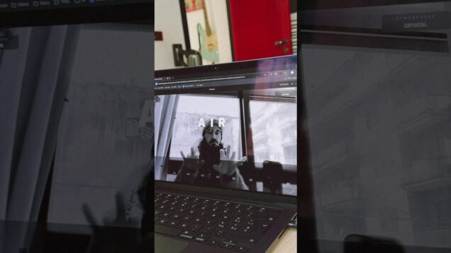 AirPiano build in Gemini! #codeart #touchdesigner #creativecoding