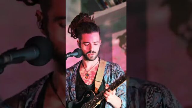 #guitartok #guitarfyp #touchdesigner