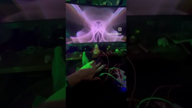 Laura Bracken conducts energy through rocks for artwork using Playtron TouchDesigner #digitalart