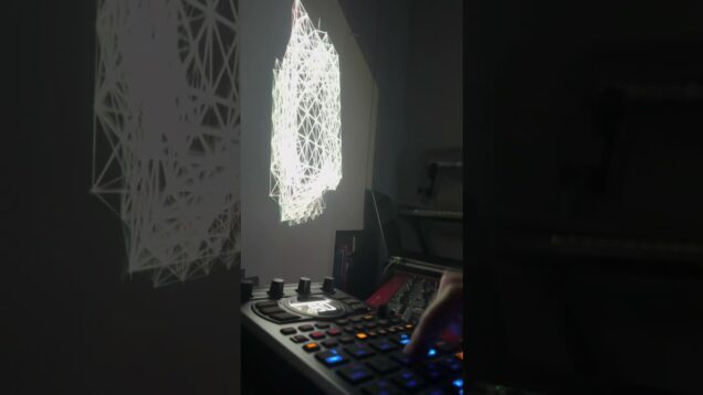 Touch Designer visuals triggered by OSC Roland SP404 / Ableton #fingerdrumming #touchdesigner #sp404